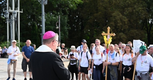 Wejście pieszej pielgrzymki na Jasną Górę