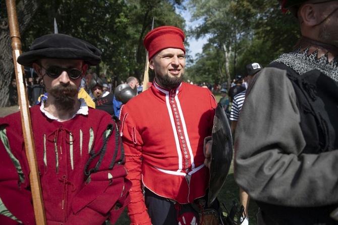 Rekonstruktorzy na otwarciu Muzeum Wojska Polskiego