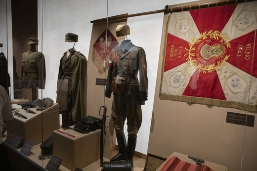 Bogu i Ojczyźnie. Muzeum Wojska Polskiego na Cytadeli