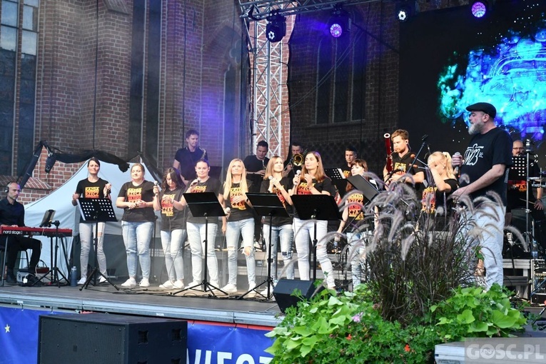 Gorzów Wlkp. Zagrali Nowonarodzeni i Budzy