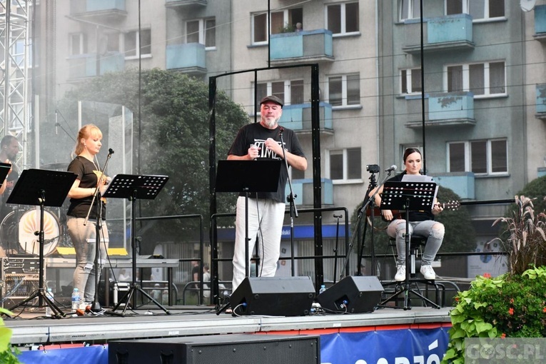 Gorzów Wlkp. Zagrali Nowonarodzeni i Budzy