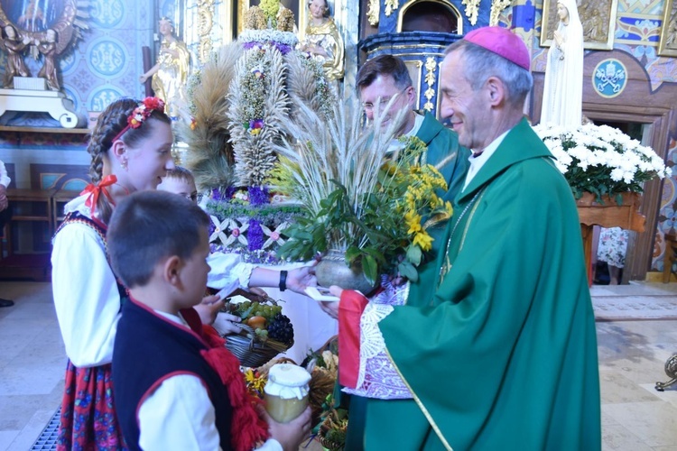 Dożynki gminne w Tymowej