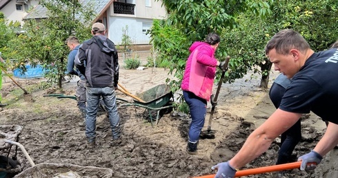 Bądźmy solidarni ze Słowenią