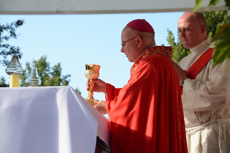 Pielgrzymkowa Eucharystia w Kamieniu Śląskim