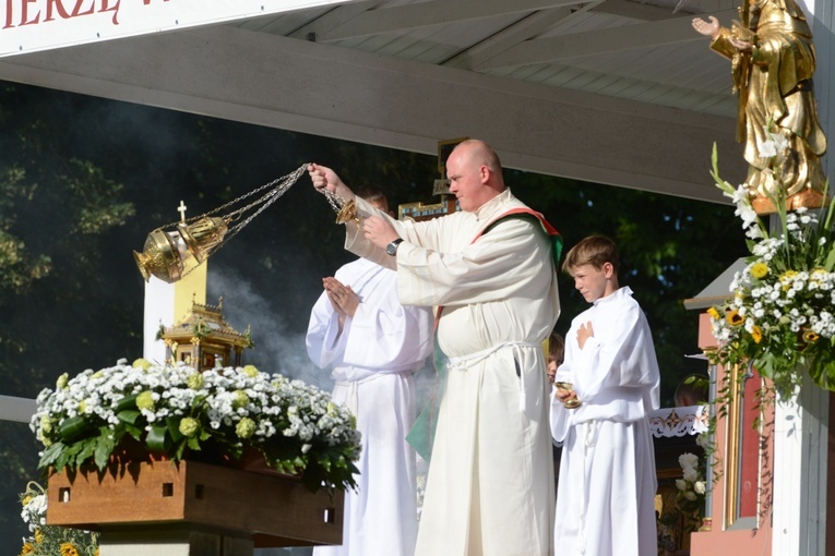 Pielgrzymkowa Eucharystia w Kamieniu Śląskim