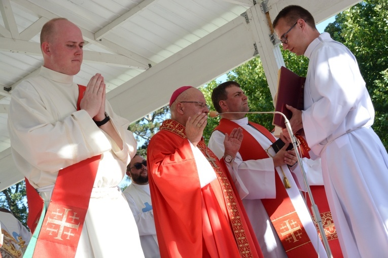 Pielgrzymkowa Eucharystia w Kamieniu Śląskim