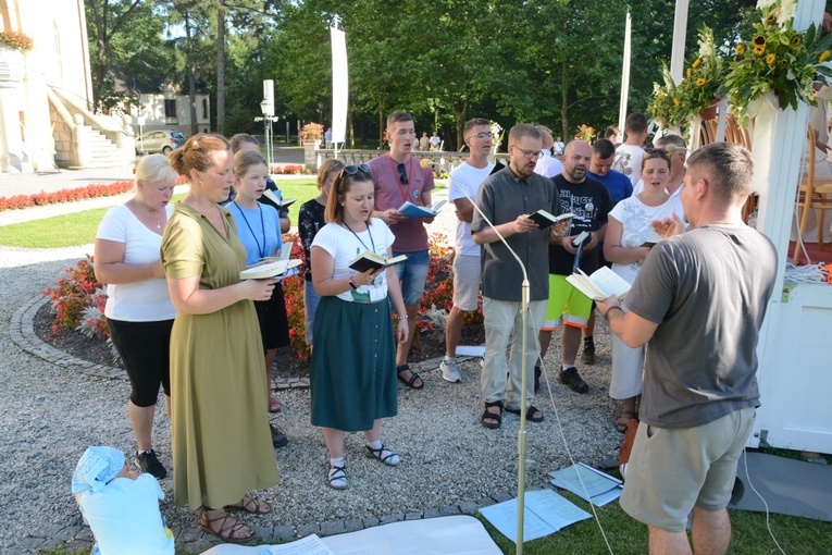 Pielgrzymkowa Eucharystia w Kamieniu Śląskim