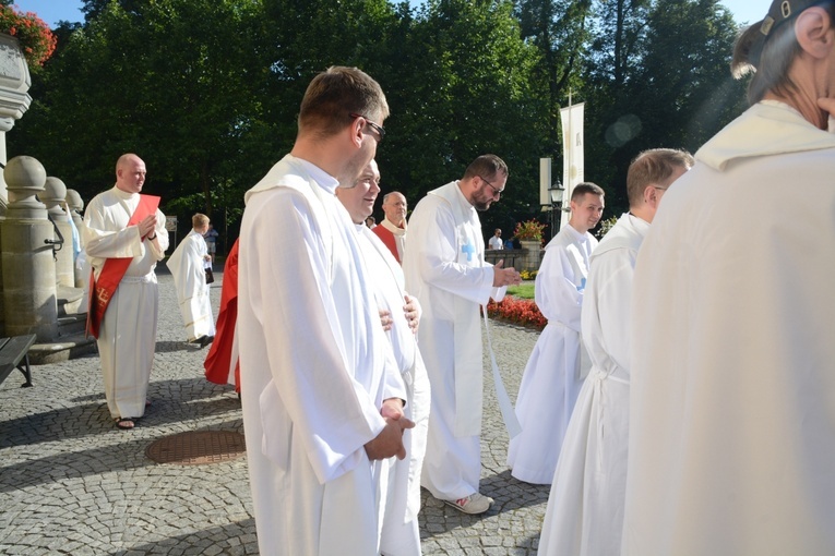 Pielgrzymkowa Eucharystia w Kamieniu Śląskim