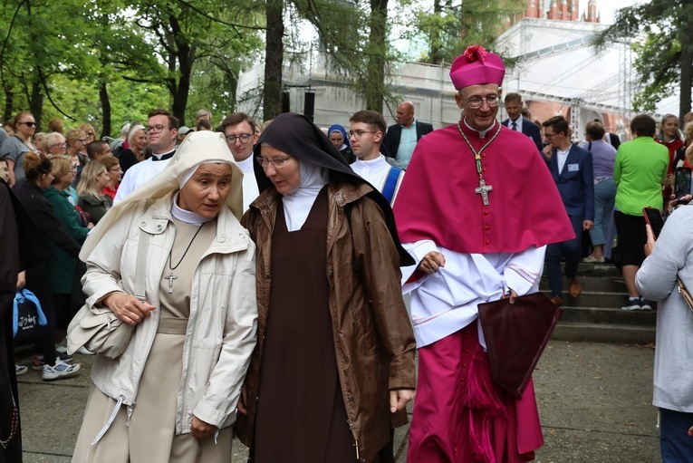 Abp Galbas: Bardzo Was zapraszam i na Was czekam