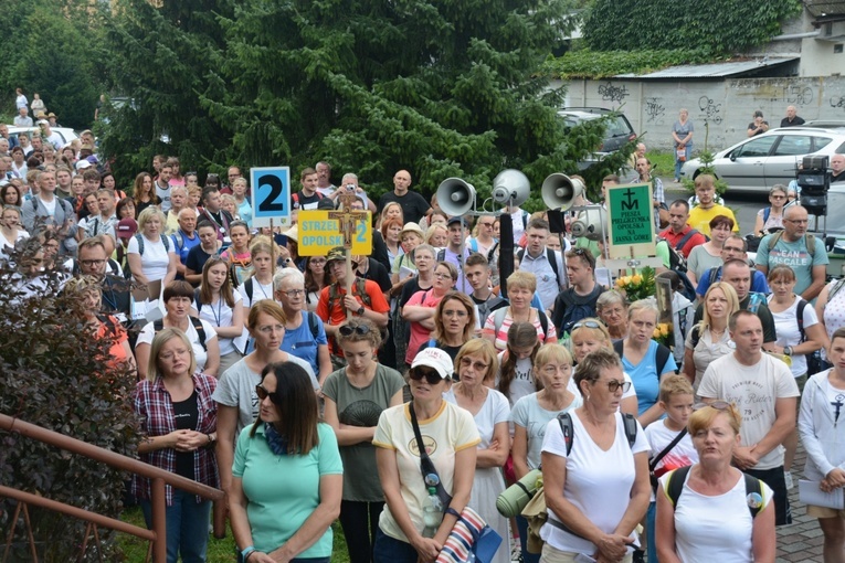 Biskup Waldemar wyprawił w drogę strumień opolski