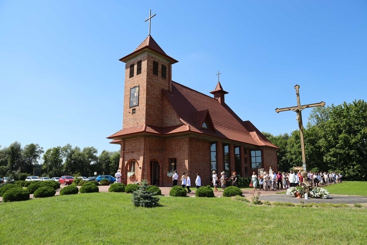 Poświęcenia wystroju ołtarza w Rytwianach