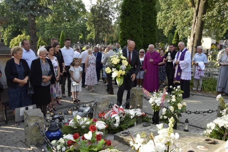 10. rocznica śmierci ks. M. Iwanickiego 