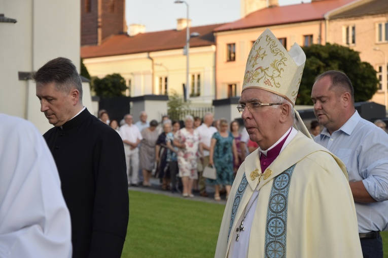 10. rocznica śmierci ks. M. Iwanickiego 