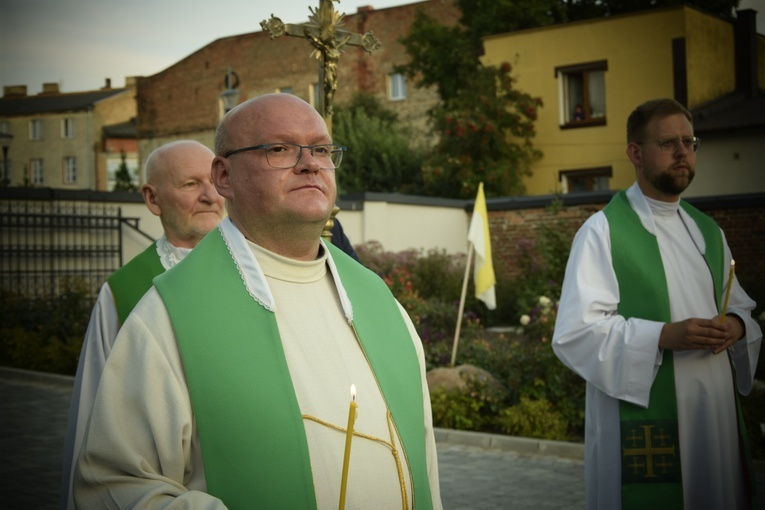 10. rocznica śmierci ks. M. Iwanickiego 