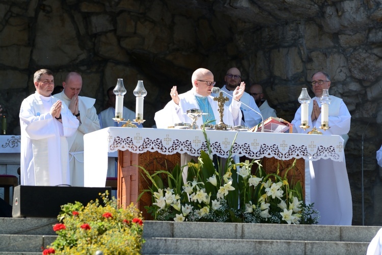 Pielgrzymkowa Eucharystia na Górze św. Anny