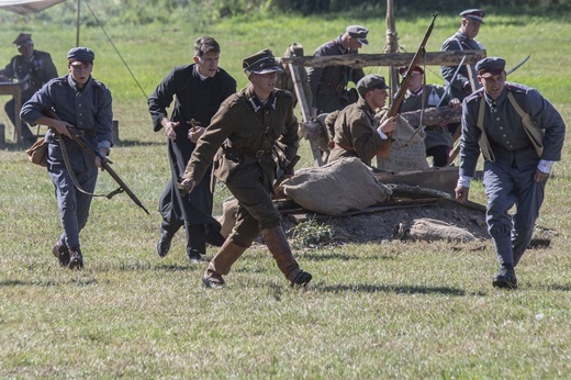 Bolszewika goń, goń, goń. Rekonstrukcja Cudu nad Wisłą