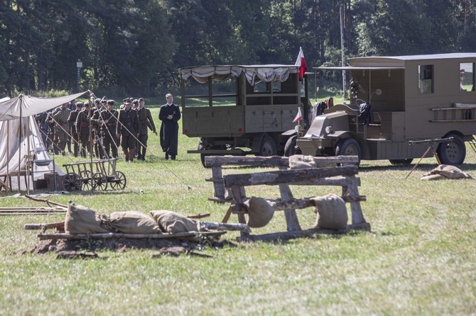 Bolszewika goń, goń, goń. Rekonstrukcja Cudu nad Wisłą