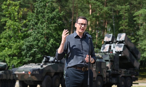 Szef rządu: są tematy, które można wyciągnąć poza nawias sporu politycznego