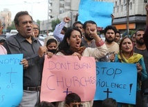 Pakistan: 129 muzułmanów aresztowanych po atakach na kościoły i domy chrześcijan