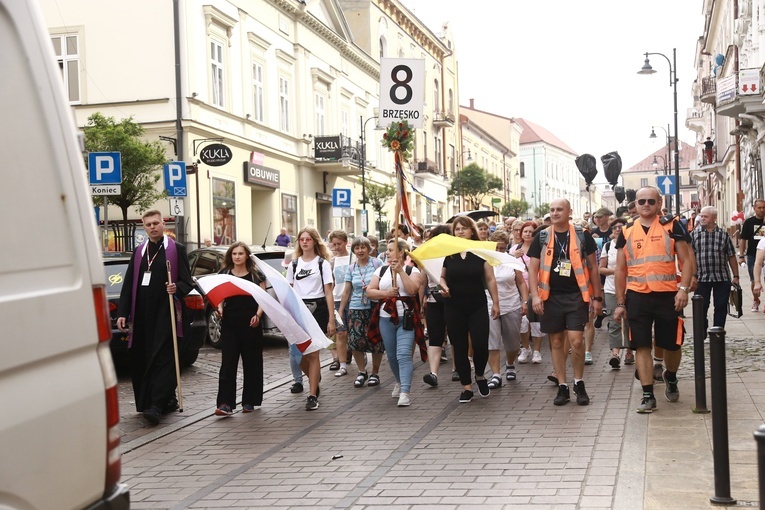 Grupa 8