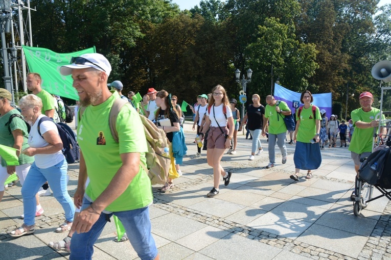 Wejście na Jasną Górę - część 4