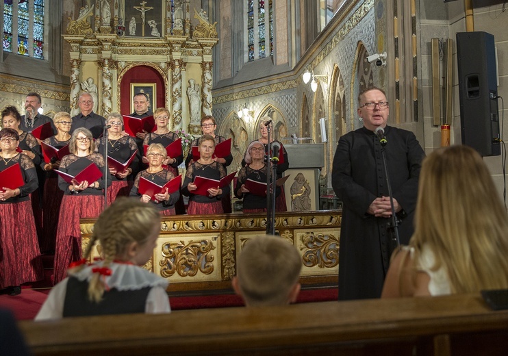 Chóry polonijne w Białogardzie, cz. 1