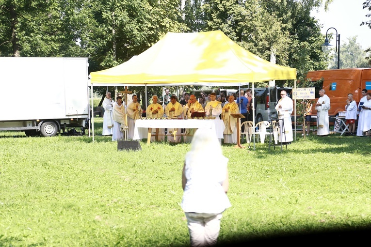 Msza św. w Proszowicach