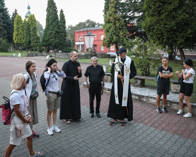 Ruda Śląska. Pątniczki z Kochłowic ruszyły o 5.30