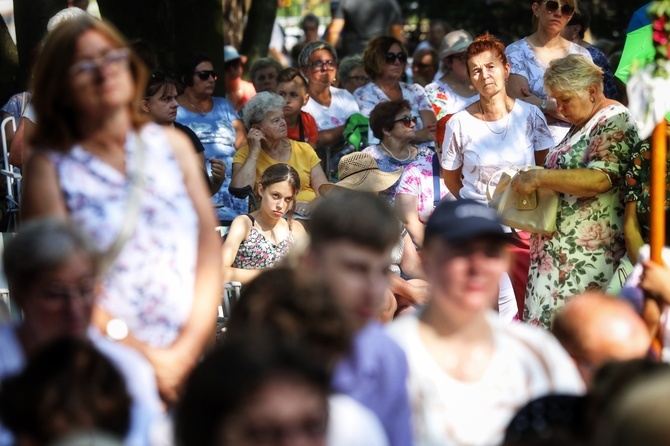 Piekary kobiet 2023. Procesja i powitanie pątniczek