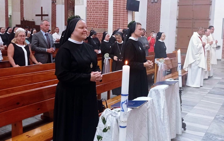 Szczególna droga naśladowania Chrystusa