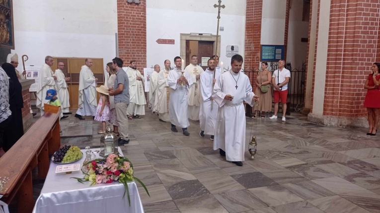Srebrne jubileusze sióstr marianek świętowane w kościele na Piasku