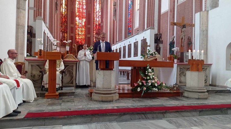 Srebrne jubileusze sióstr marianek świętowane w kościele na Piasku