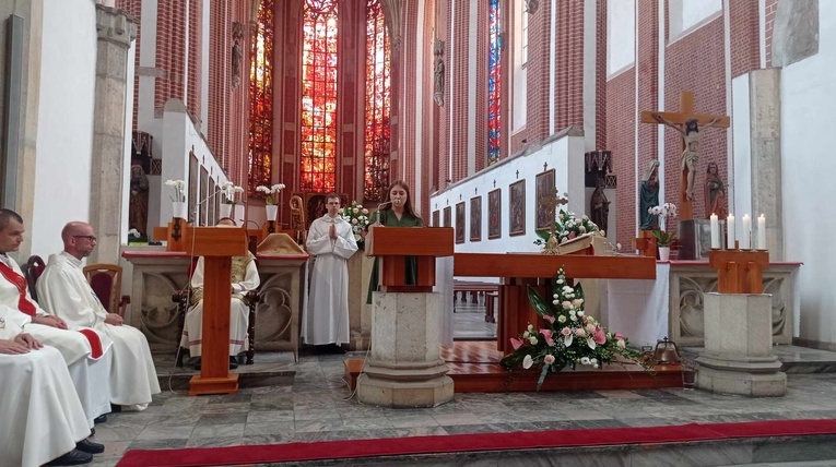 Srebrne jubileusze sióstr marianek świętowane w kościele na Piasku