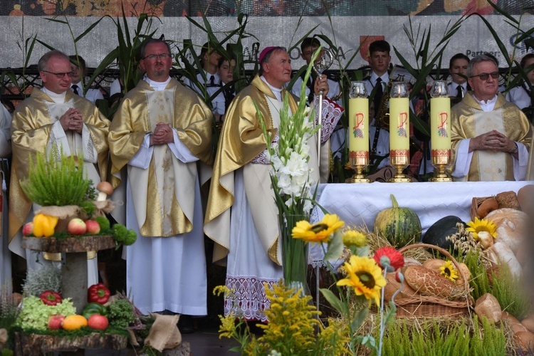 25. Wojewódzkie Dożynki w Korzennej