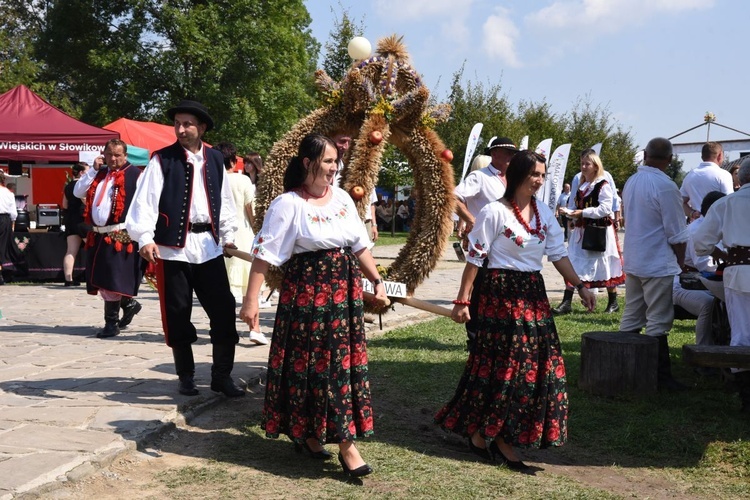 25. Wojewódzkie Dożynki w Korzennej