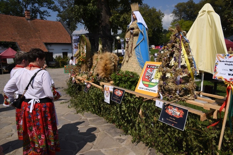 25. Wojewódzkie Dożynki w Korzennej