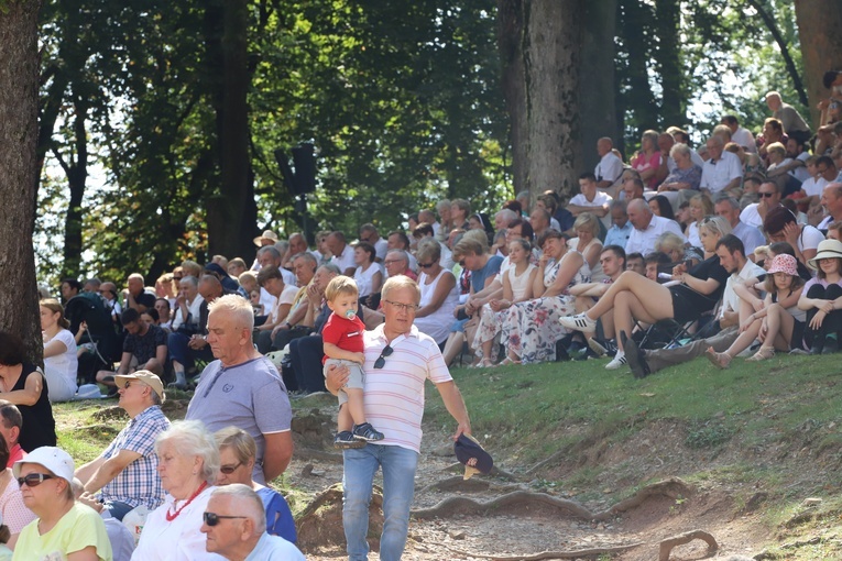 Zakończenie uroczystości ku czci Wniebowzięcia NMP w Kalwarii Zebrzydowskiej