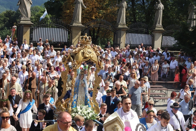 Zakończenie uroczystości ku czci Wniebowzięcia NMP w Kalwarii Zebrzydowskiej