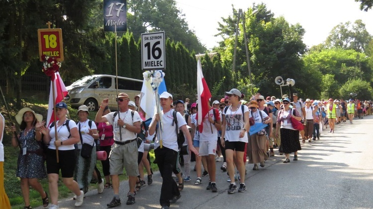 Grupa 16, 17 i 18
