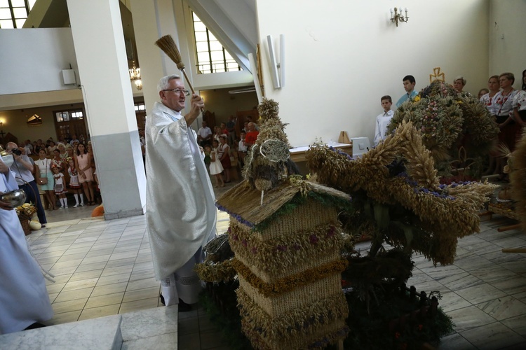 Wieńce z sanktuarium w Borkach