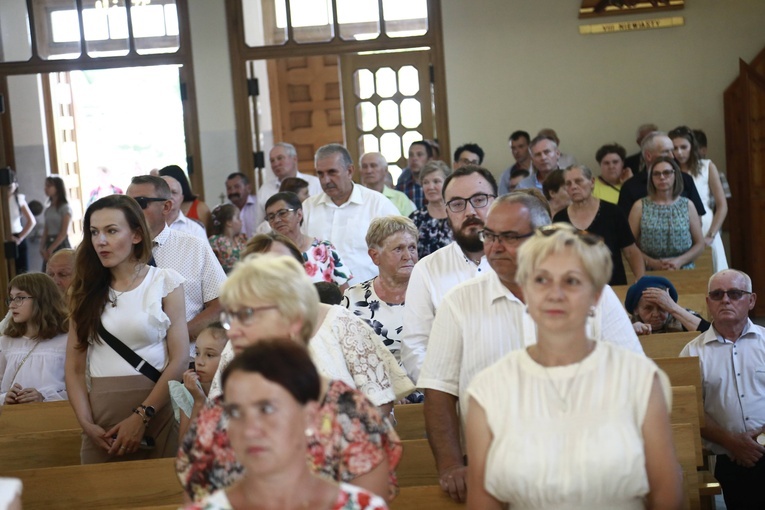 Wieńce z sanktuarium w Borkach