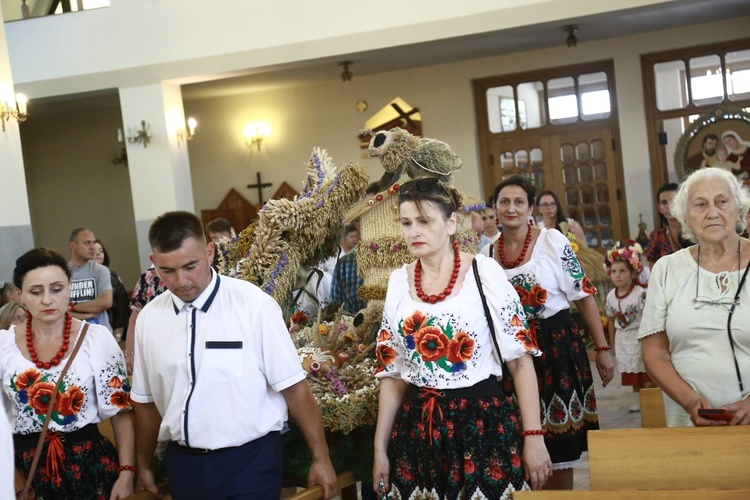 Wieńce z sanktuarium w Borkach