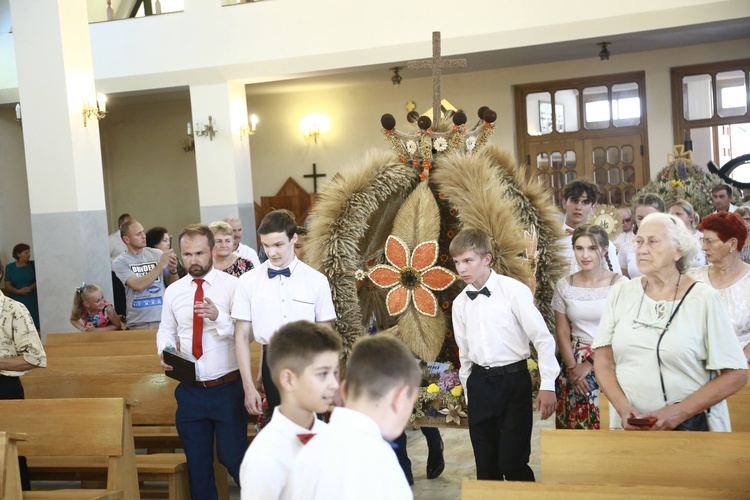 Wieńce z sanktuarium w Borkach
