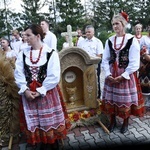 Wieńce z sanktuarium w Borkach