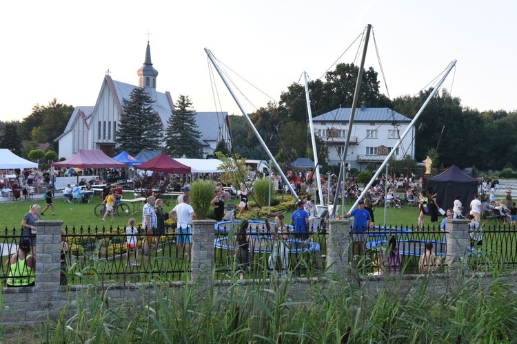 Piknik rodzinny w Mokrzyskach