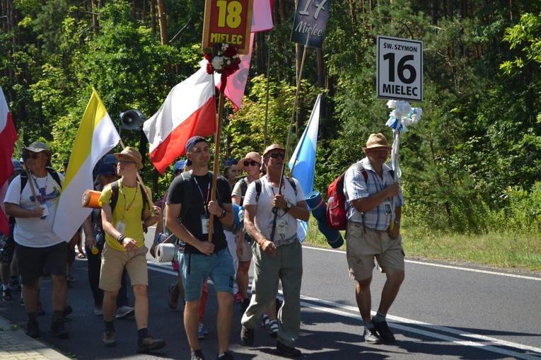 Grupa 16, 17 i 18