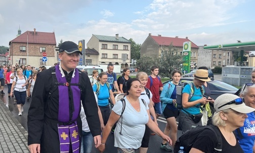 Pielgrzymom towarzyszył także ks. Michał Marek, wikariusz z Żywca-Zabłocia.