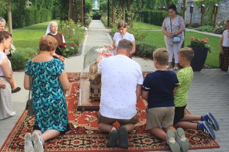 Strzeleckie spotkania ze św. Tereską z Lisieux