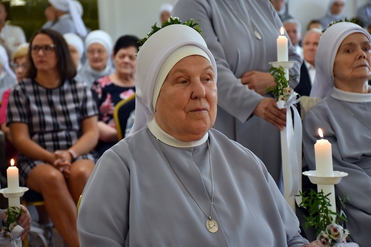 Złote i diamentowe jubileusze profesji zakonnej u sióstr boromeuszek