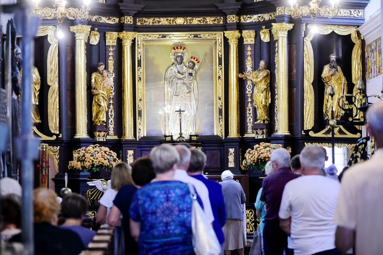 Stoczek Klasztorny. Odpust Matki Bożej Królowej Pokoju